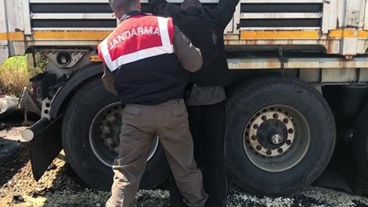 Jandarmadan kaçak akaryakıt operasyonu