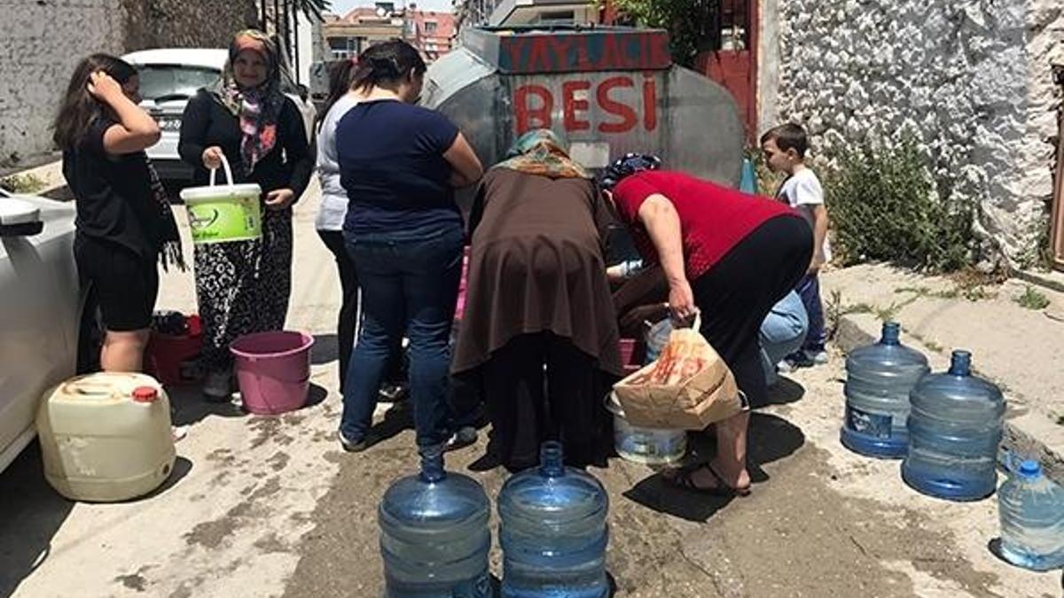 İzmir’deki su kesintisi vatandaşı isyan ettirdi