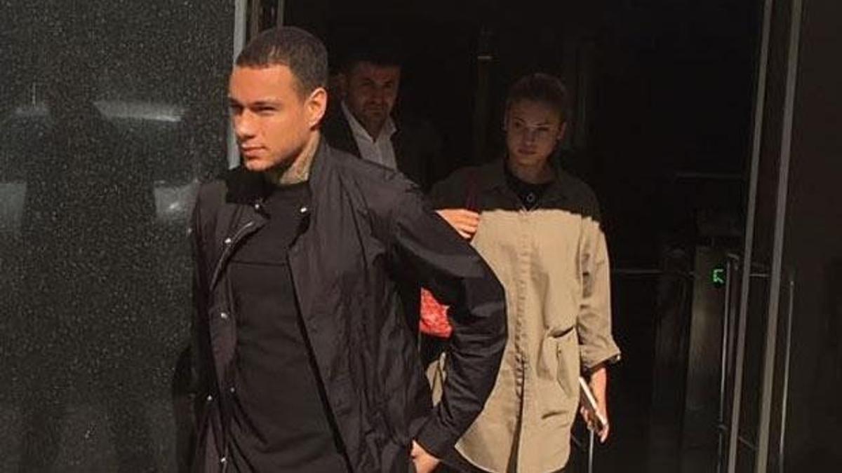Van der Wiel'in dolandırılma olayında dekontlar ortaya çıktı!