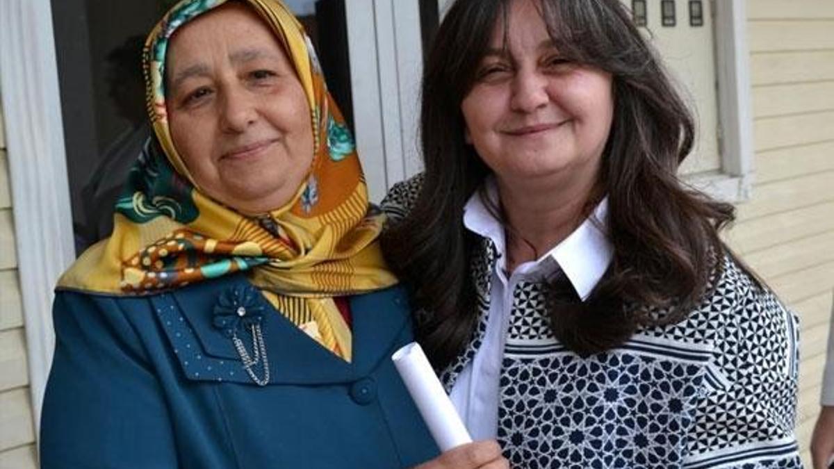 51 yaşında okuma yazma öğrendi