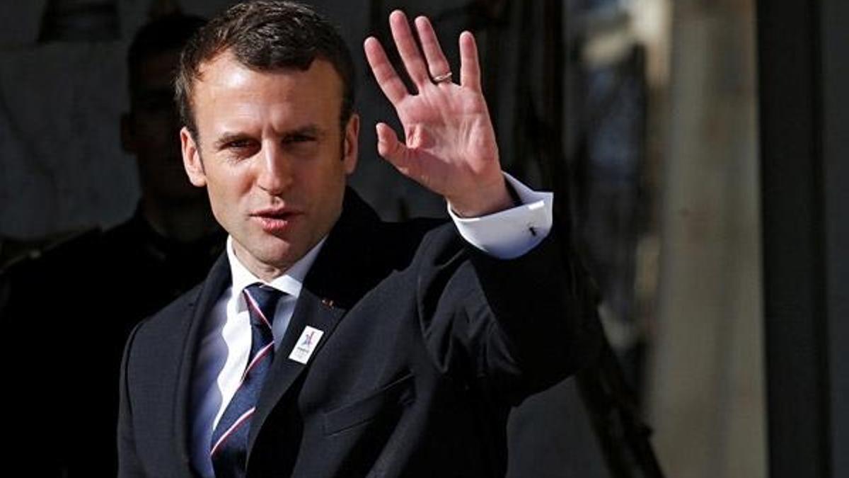 Fransa Cumhurbaşkanı Macron, hükümeti onayladı