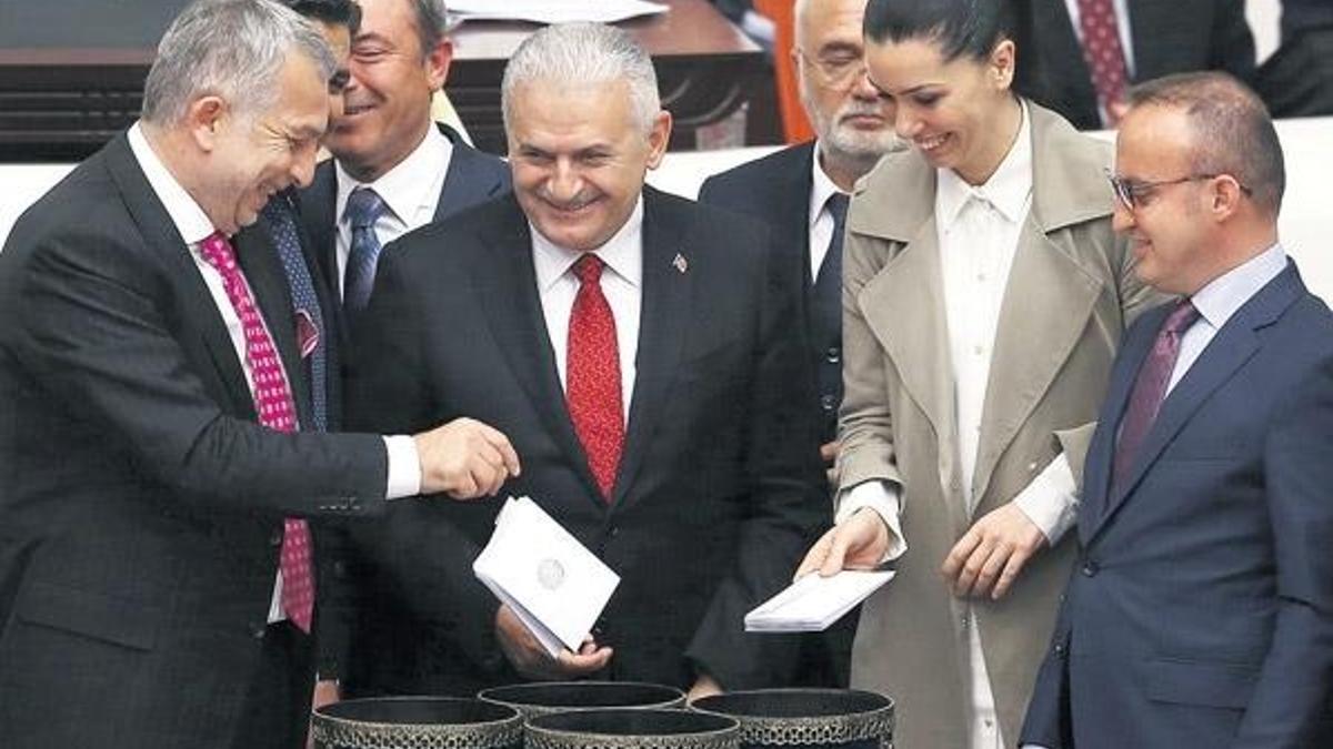 Meclis’teki ilk yeni sistem icraatı tamam