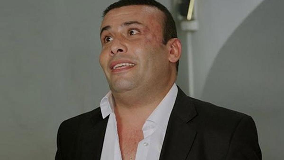 İzmir Marşı'na hakaret eden Ebubekir Öztürk özür diledi
