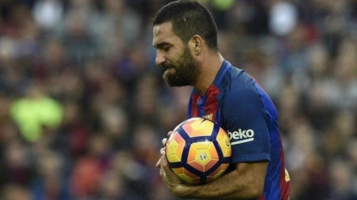 Arda Turan: 'Sponsor transferi oldu hikayesini...'