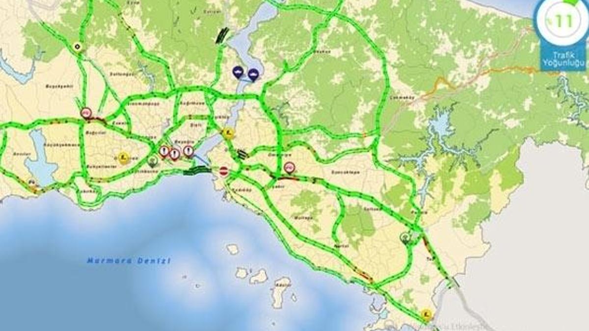 İstanbul'da tatil başladı, yollar boş kaldı