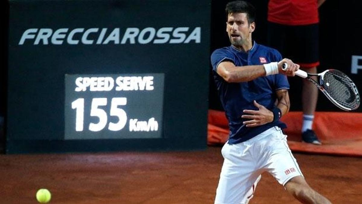 Djokovic finale yükseldi