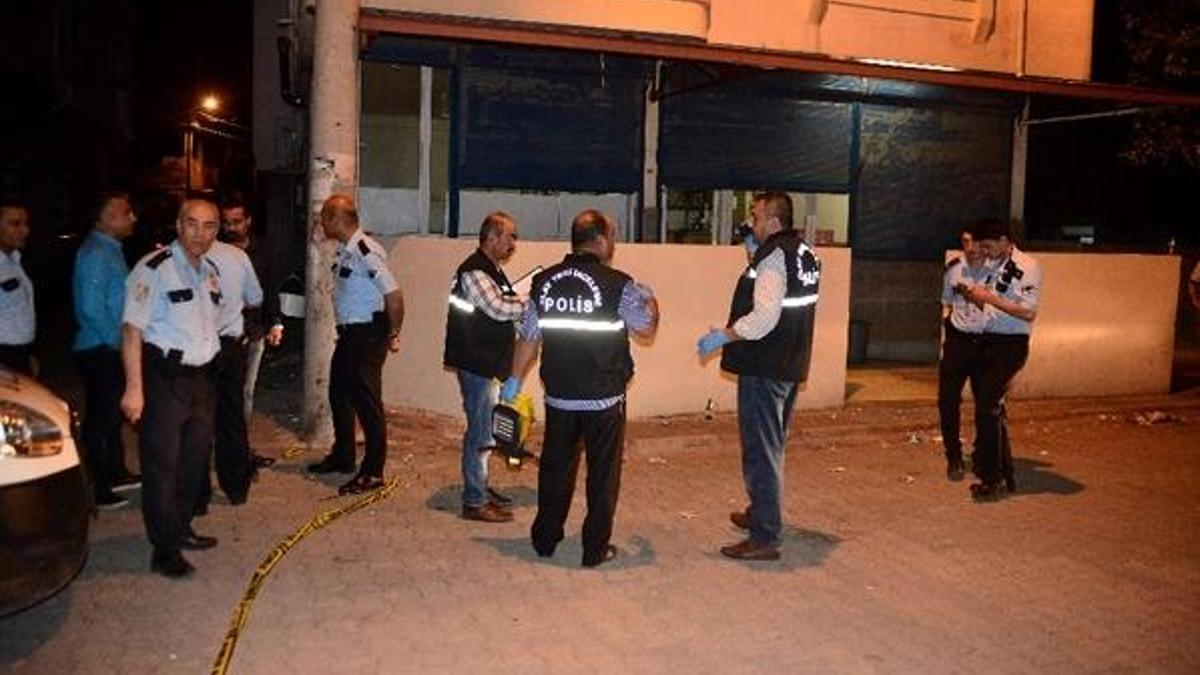 Adana'da kahvehanede silahlı kavga: 5 yaralı