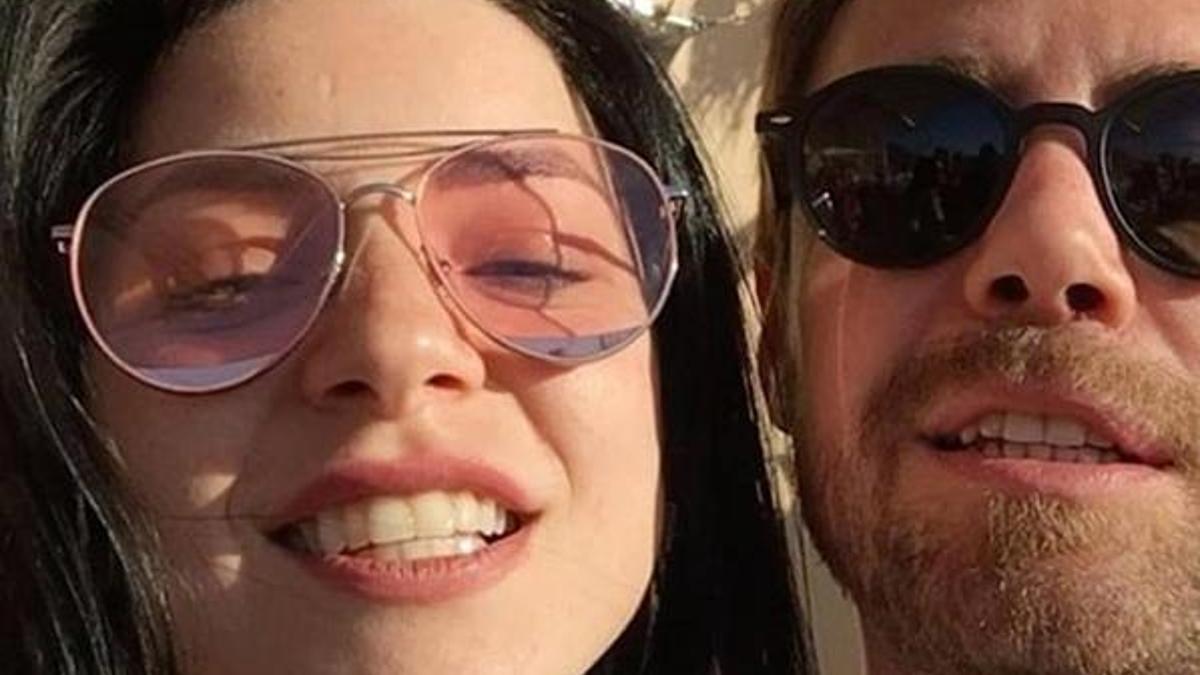 Murat ve Merve'den 'ayrılmadık' pozu!