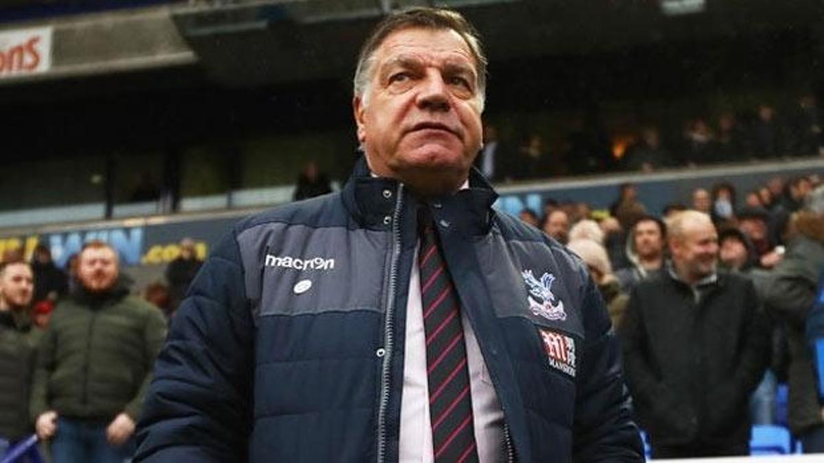Allardyce, Crystal Palace'tan ayrıldı