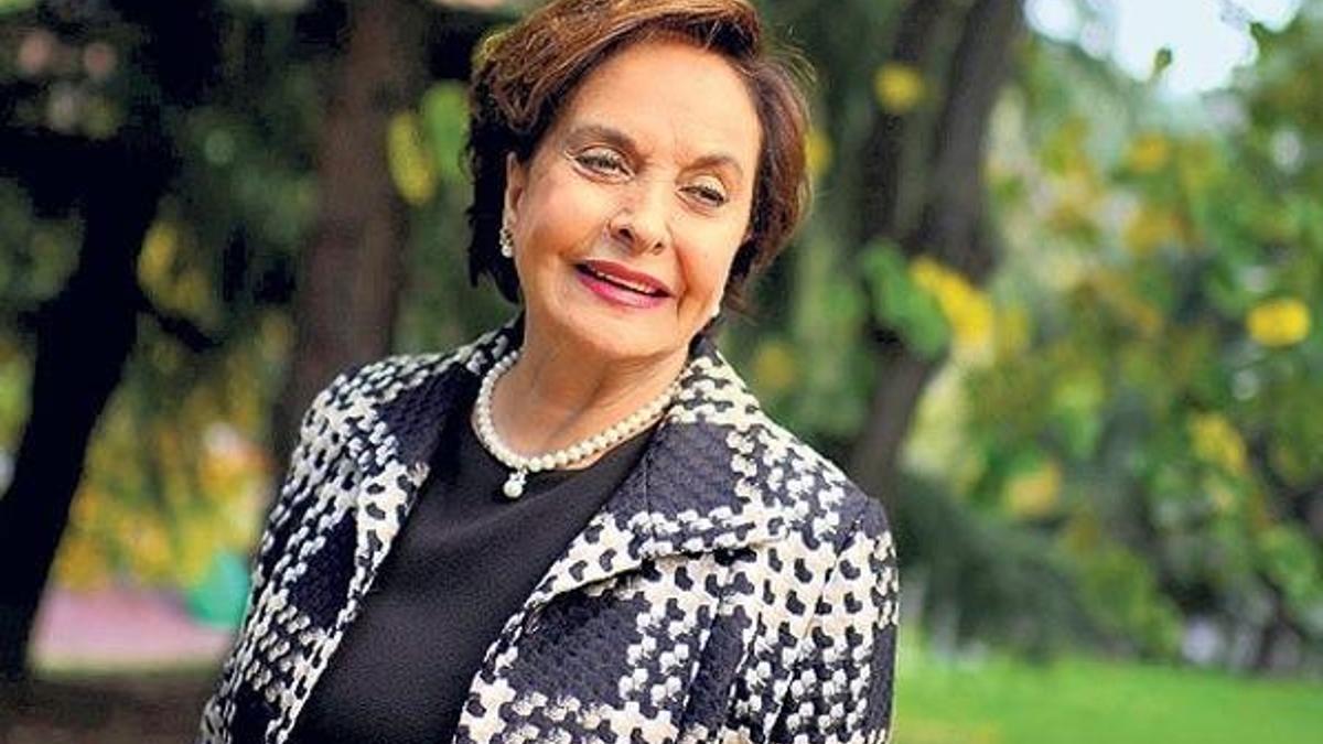 Ayten Gökçer felç geçirdi