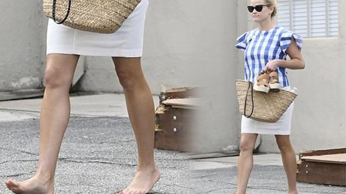 Reese Witherspoon sokağa böyle çıktı!