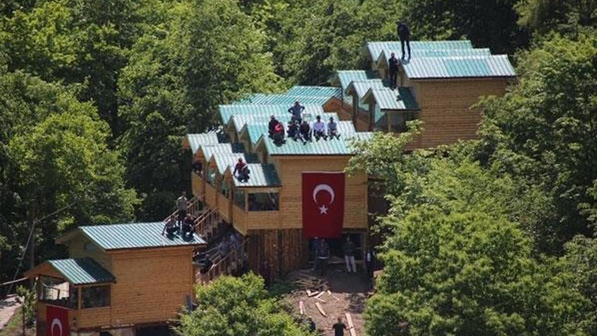 Yuvacık Barajı çevresindeki yıkımda gergin anlar