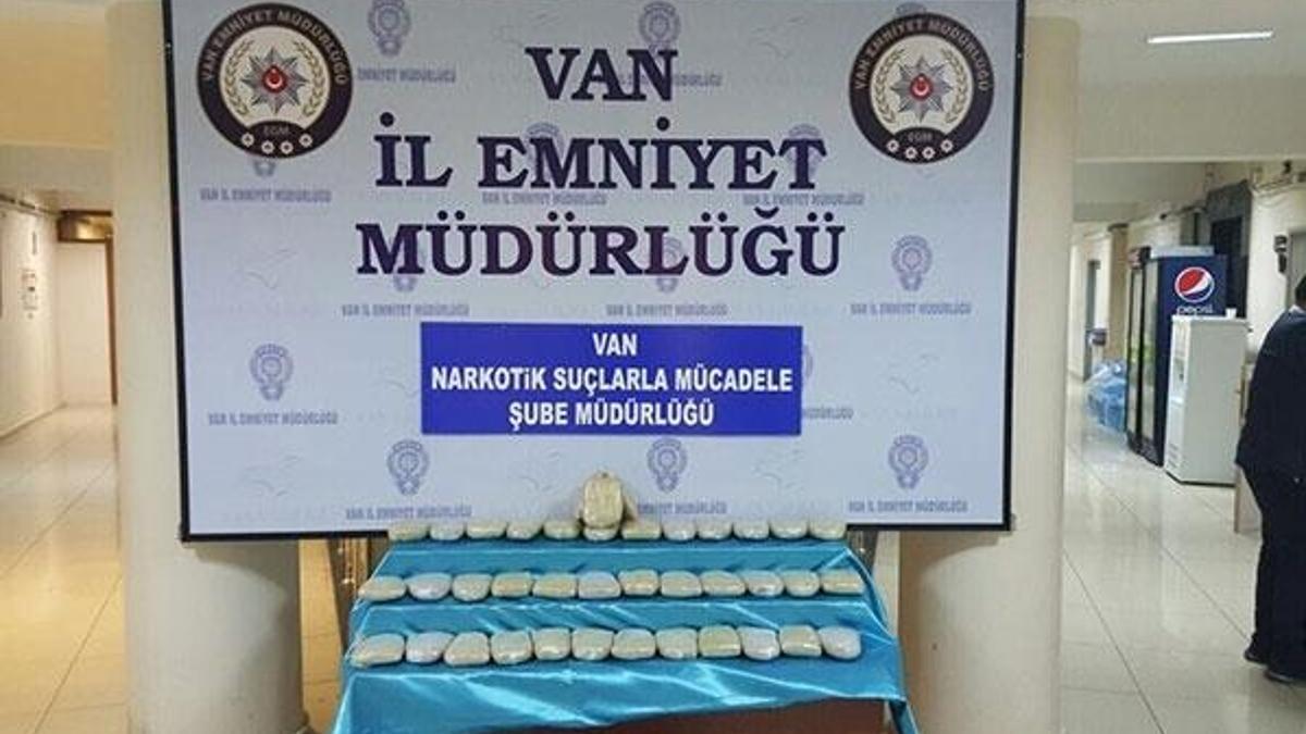 Van’da 35 kilo uyuşturucu ele geçirildi