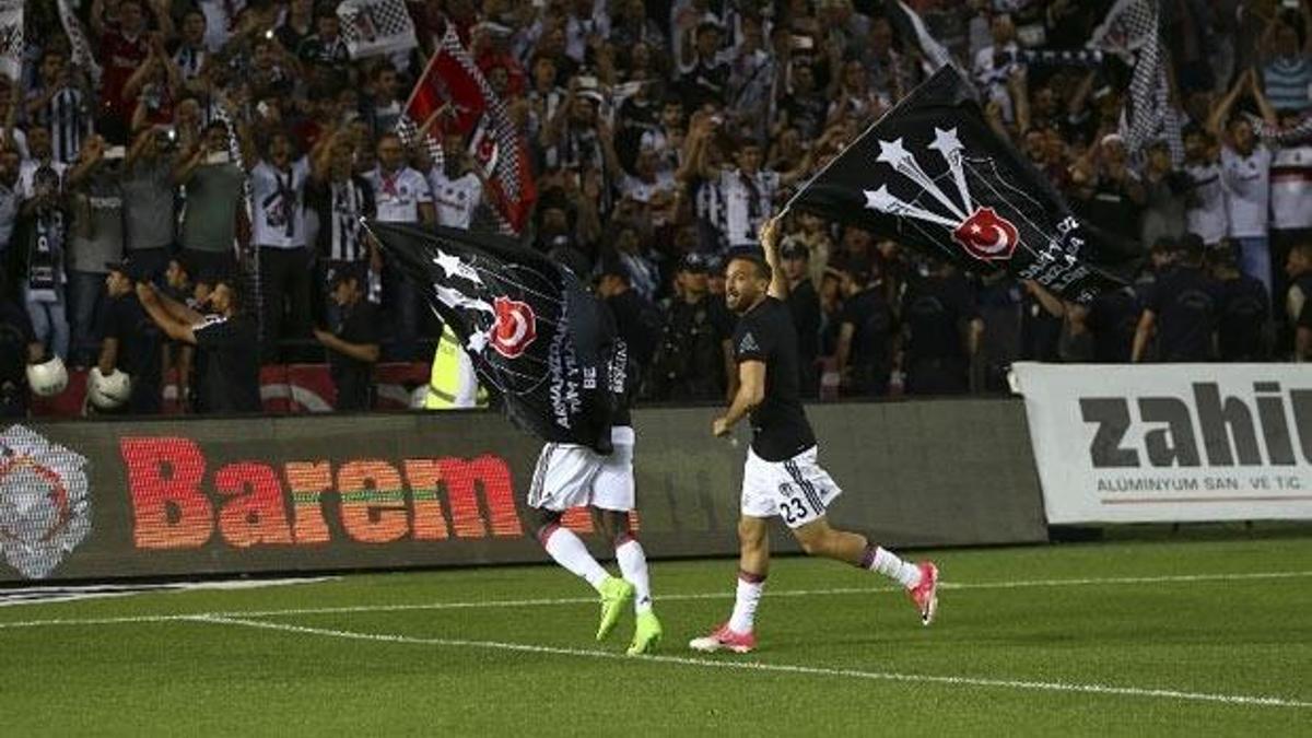 Spor Bakanı Kılıç, Beşiktaş'ı tebrik etti