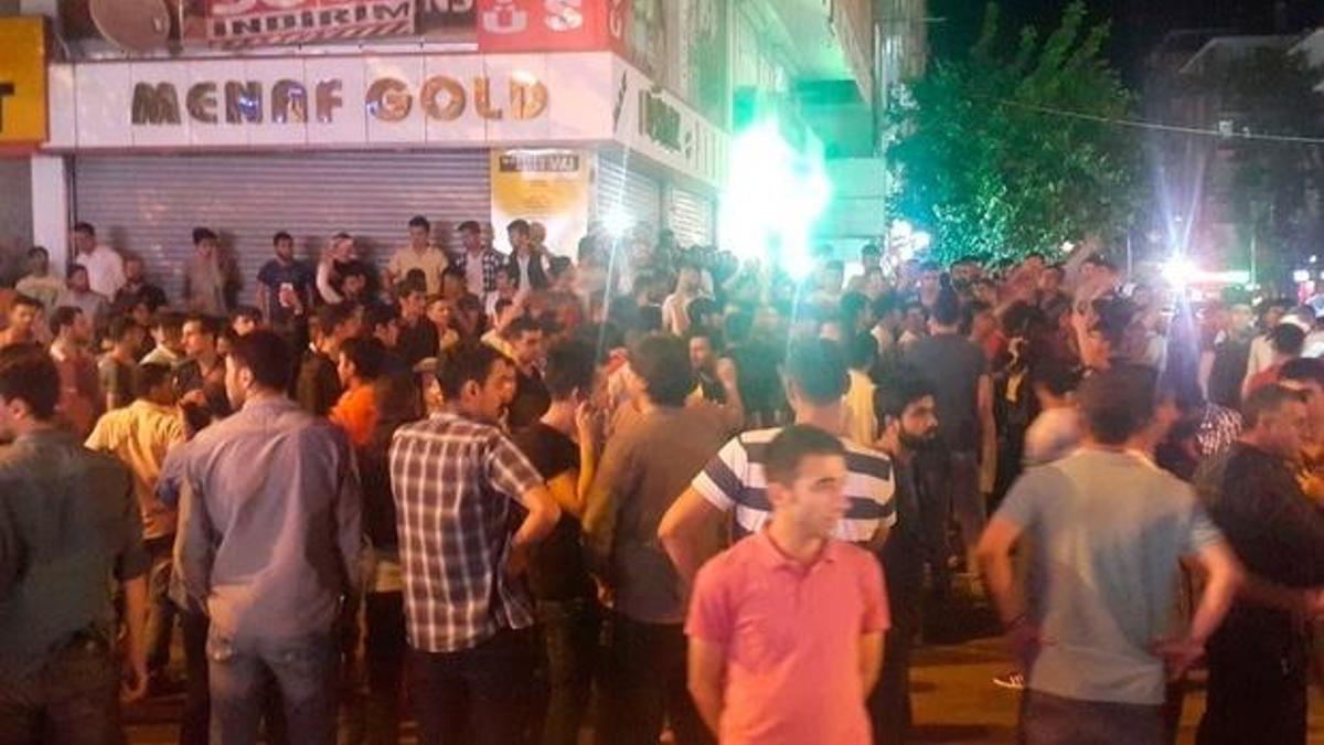 Diyarbakır’da şampiyonluk kutlamalarına holigan gölgesi