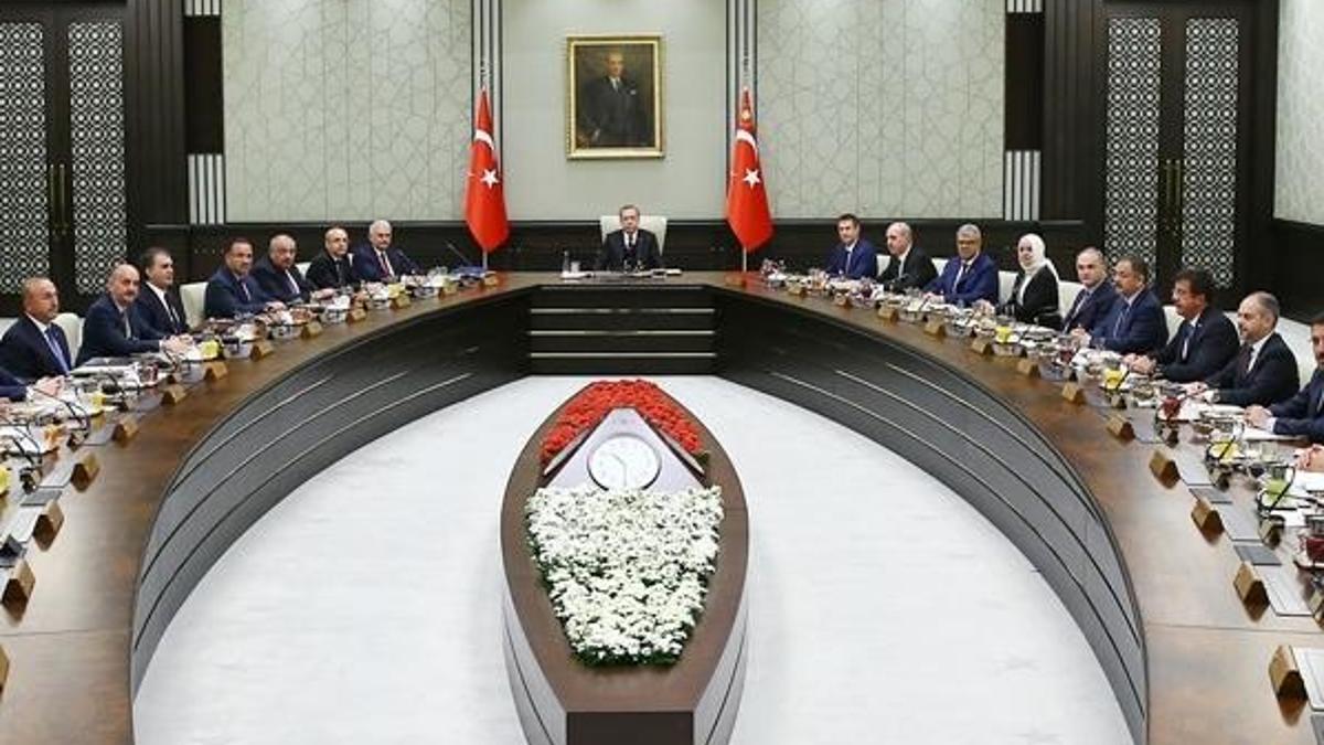Ankara'da kulisleri kaynıyor! Kabinede 5-6 isim...