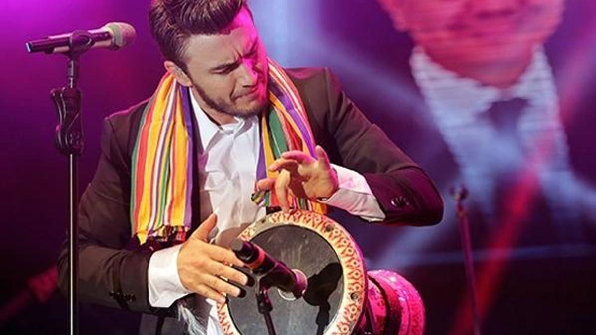 Mustafa Ceceli'den darbuka şov!