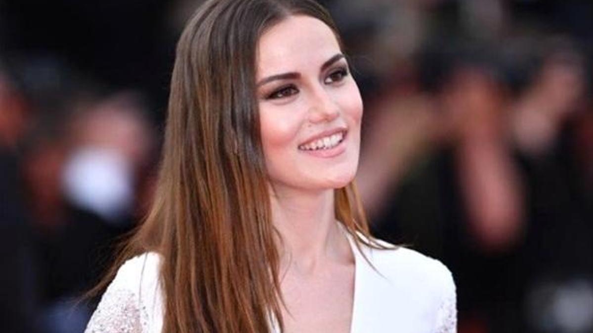 Fahriye Evcen Cannes’da bakın kimle görüştü?