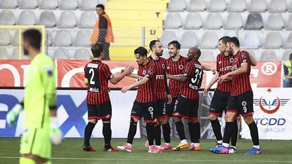 Gençler 3 puanla kapattı