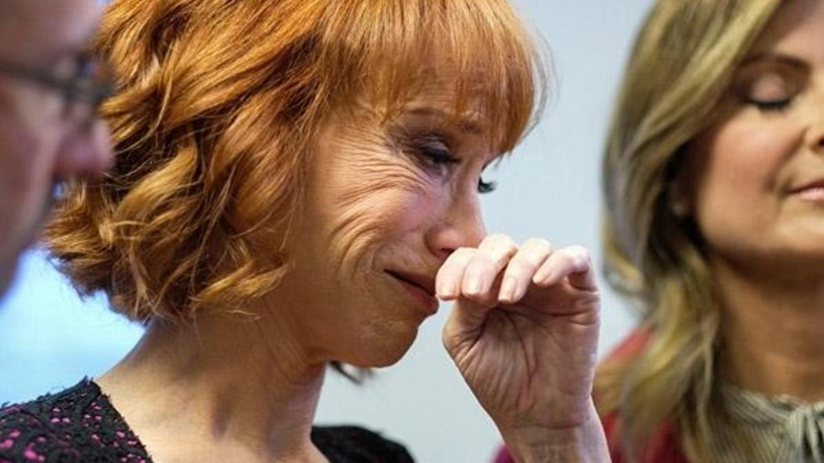 Kathy Griffin'in Trump videosundan sonra kariyeri bitti