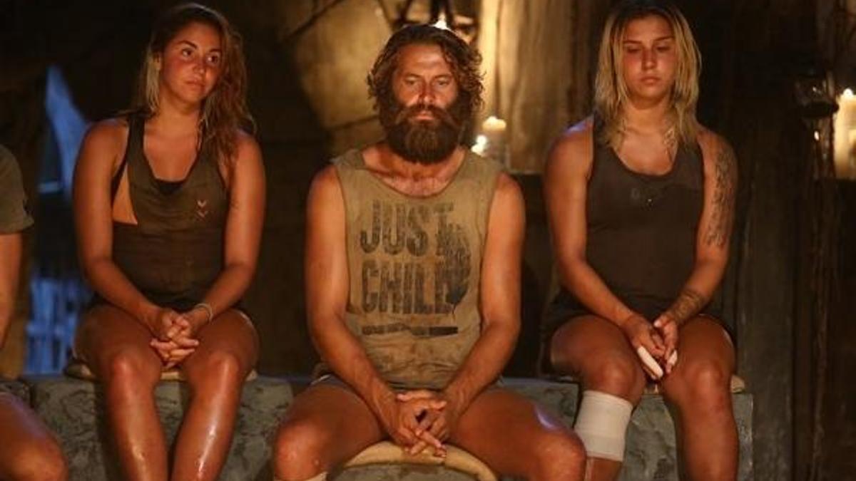Survivor'da gönüllüler takımına Berna darbesi!