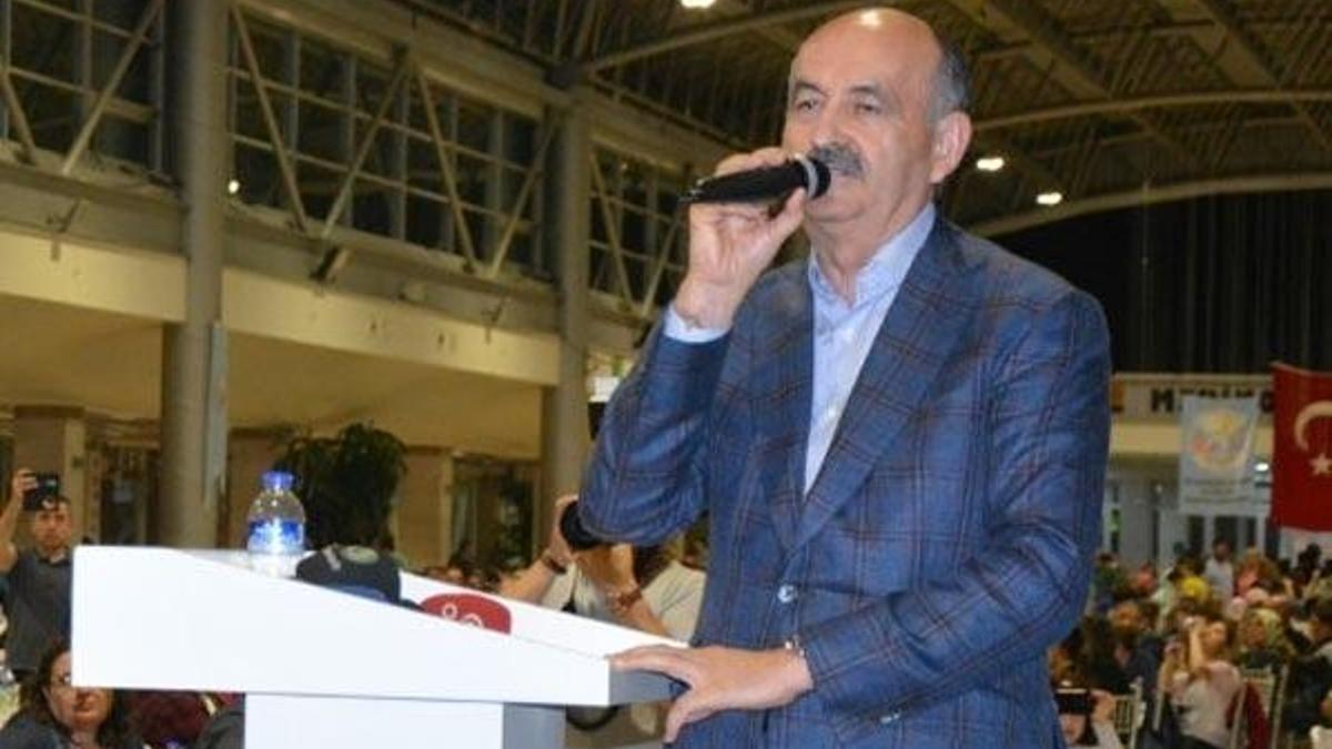 Müezzinoğlu'ndan flaş vatandaşlık açıklaması