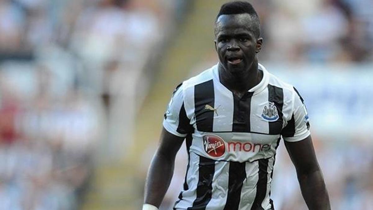 Yıldız futbolcu Tiote hayatını kaybetti