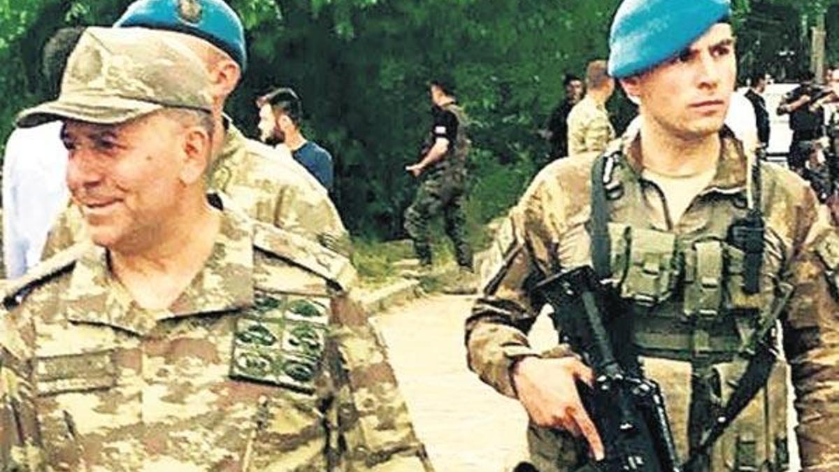 ‘Ben de gelecektim seninle komutanım!’