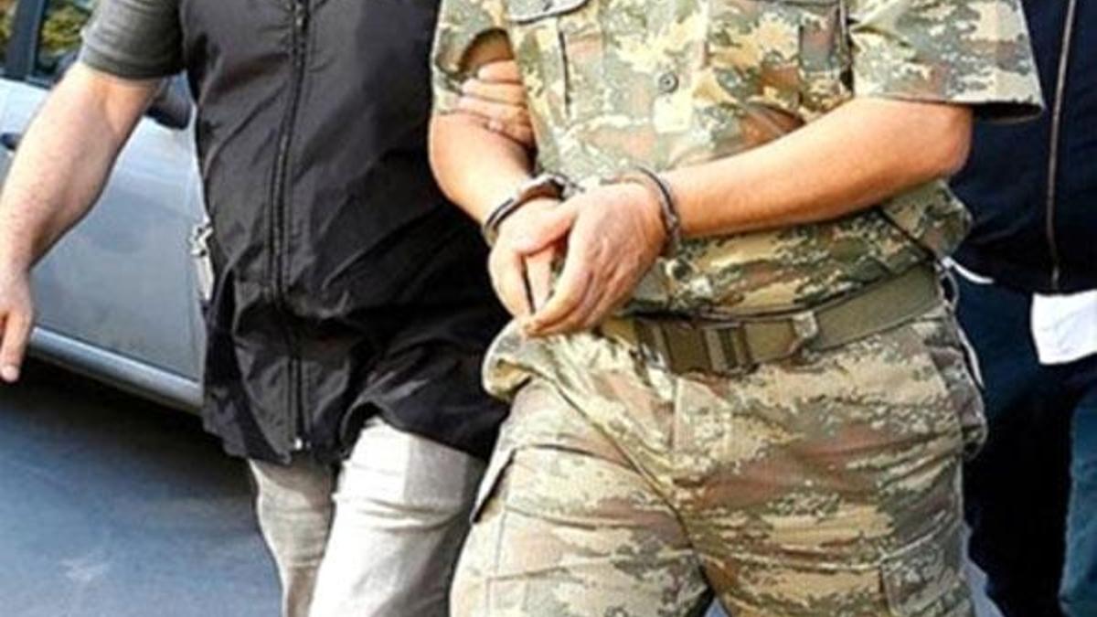 "Ateş etmezseniz ben size ateş ederim!"