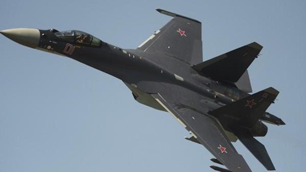 Rus jetlerinden ABD uçağına müdahale!