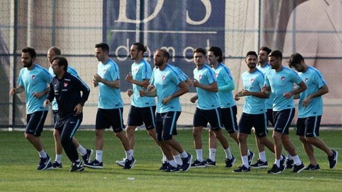 A Milli Futbol Takımı, Kosova maçının hazırlıklarına başladı