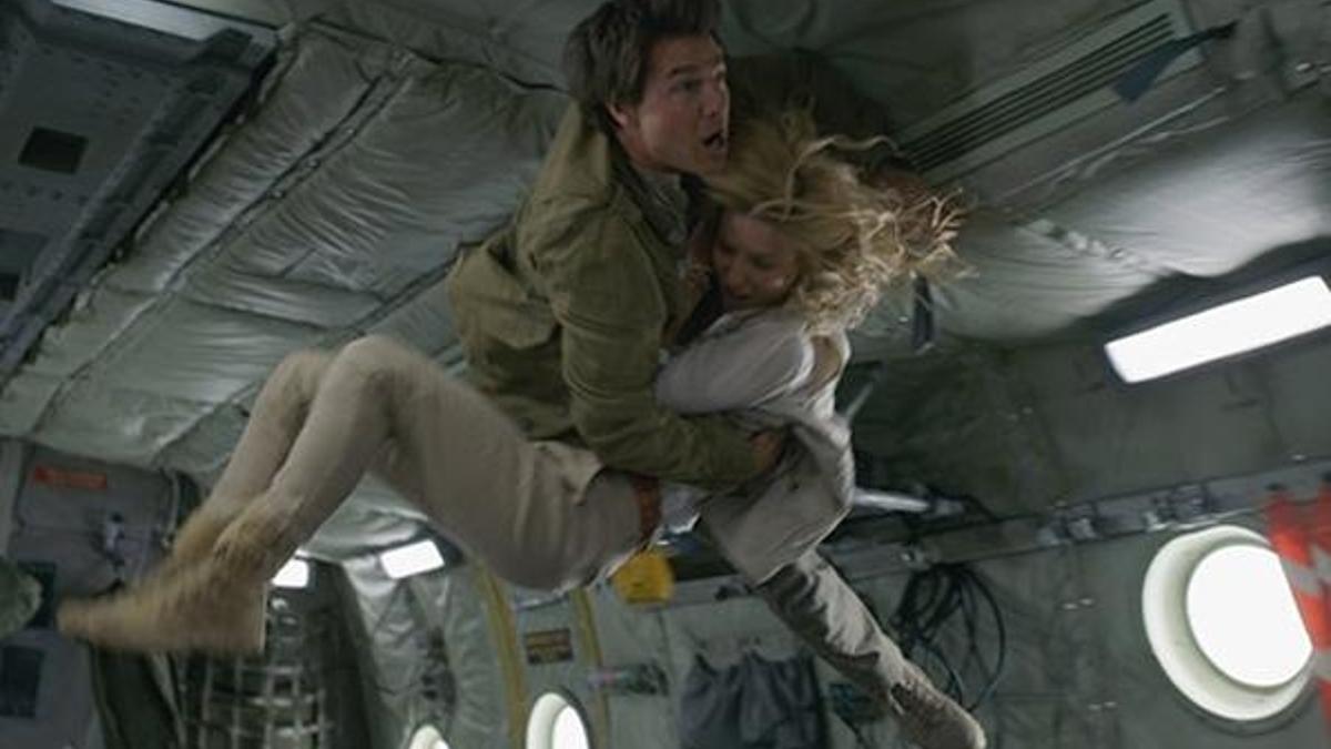 Dublörsüz Tom Cruise nefes kesti!