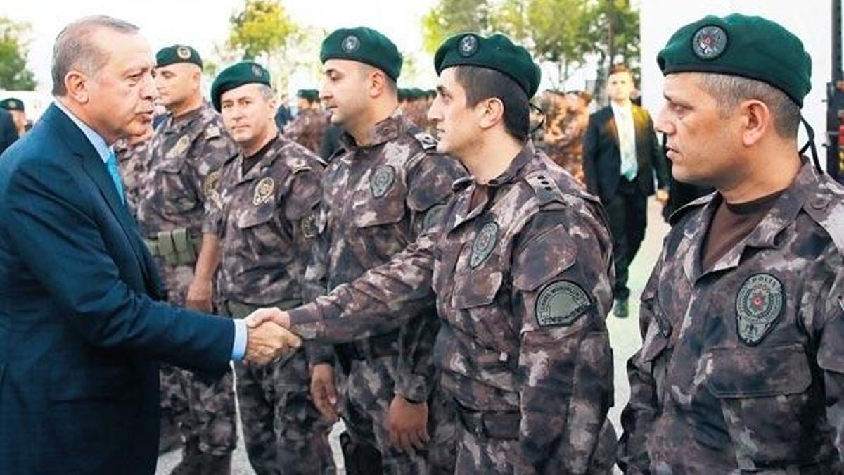FETÖ ile ilgili davaları her gün takip ediyorum