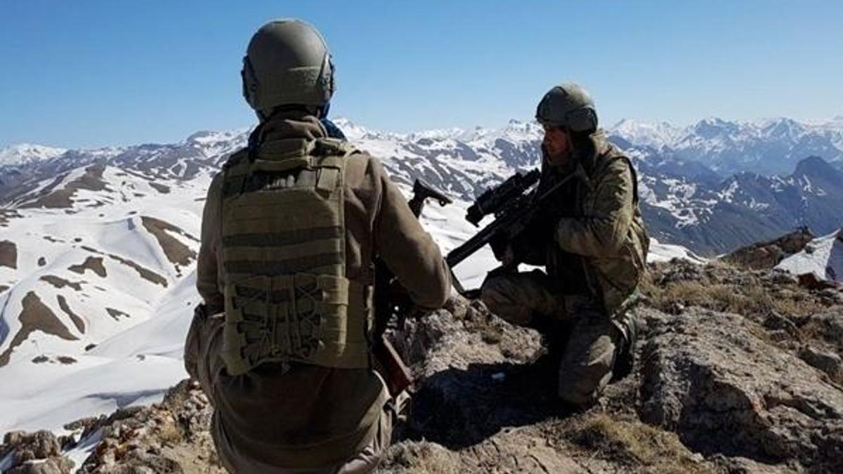 Şırnak ve Hakkari'de 8 terörist öldürüldü