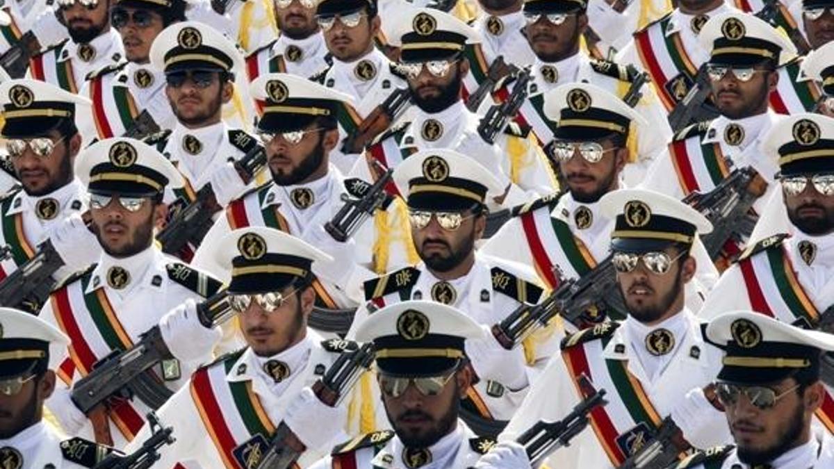 İran'dan ilginç açıklama: İsimsiz askerlerimiz cezasını verdi