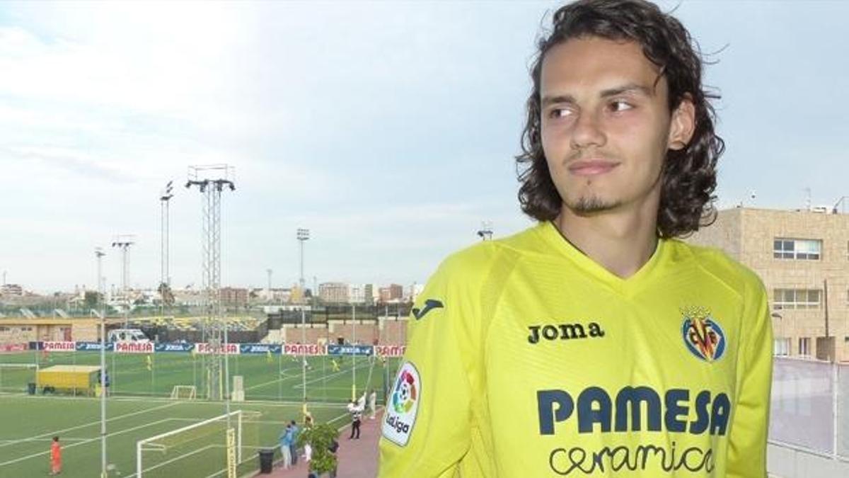 Yıldız futbolcuya gözaltı şoku!