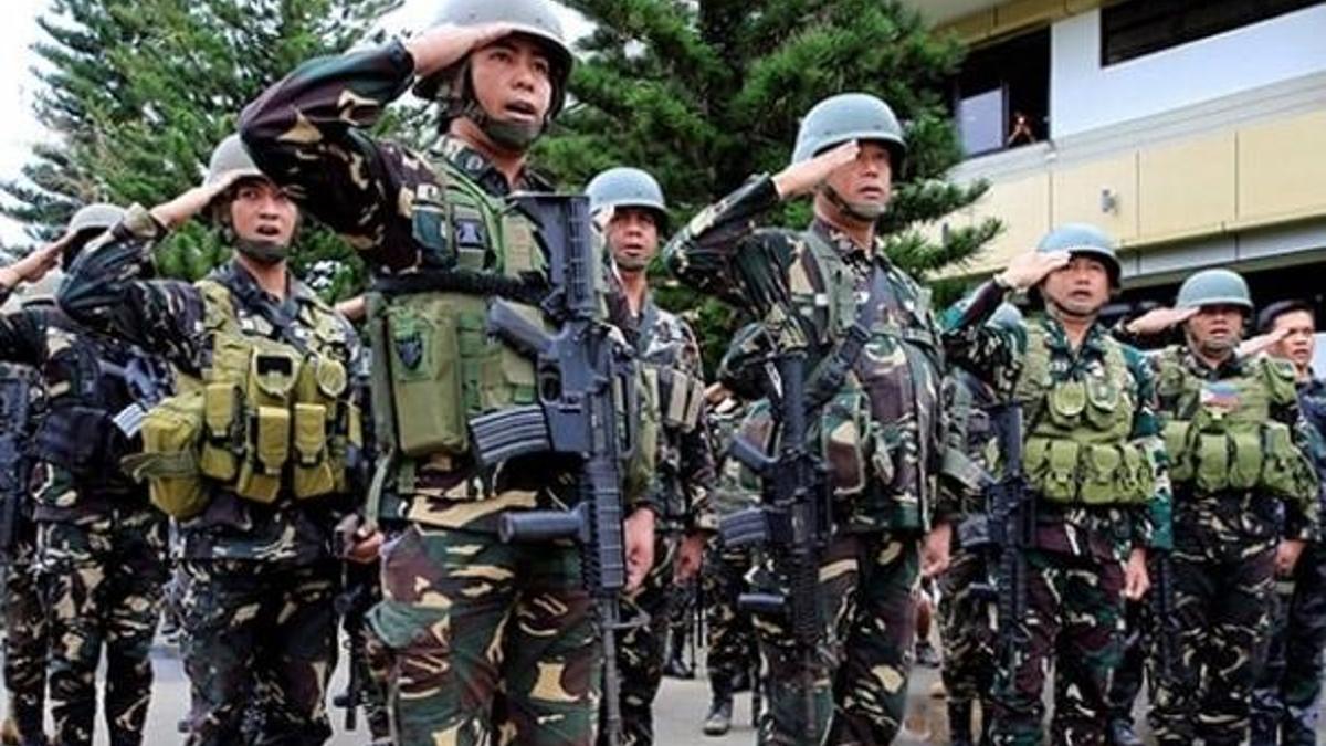 Filipinler'de bayraklar yarıya indirildi