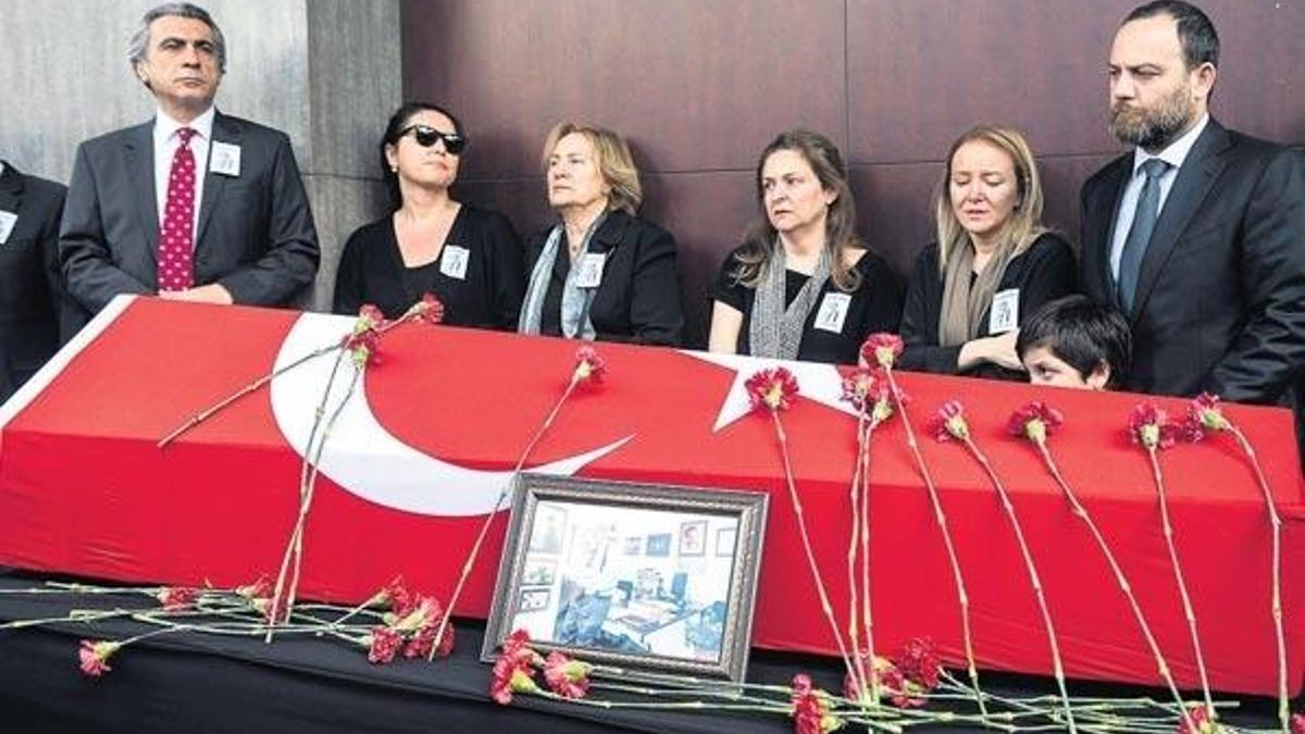 Son yolculuğuna uğurladık