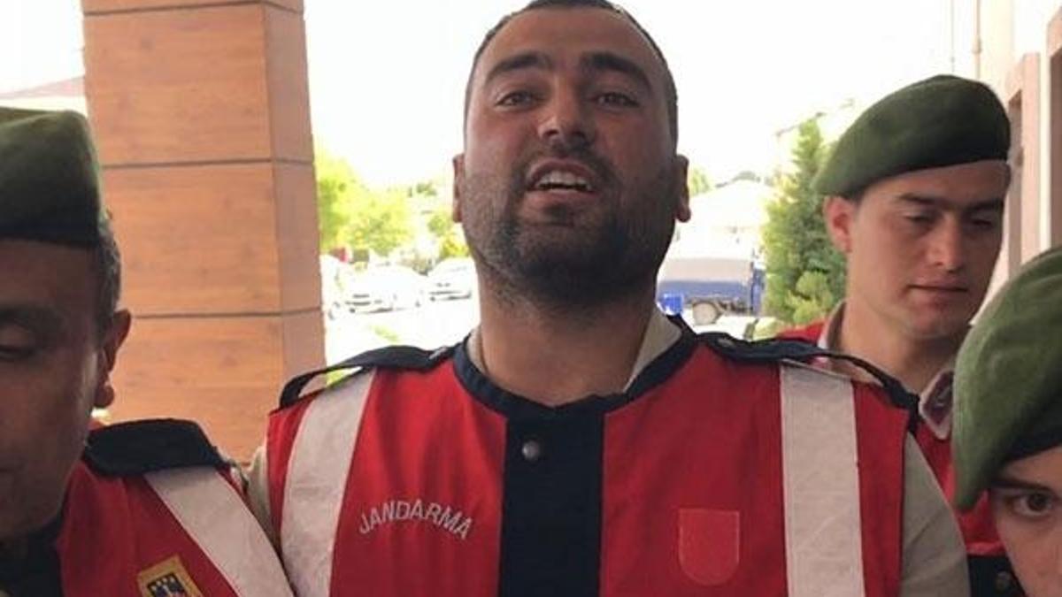 Savaş oyunlarından etkilendi, 5 kişiyi öldürdü