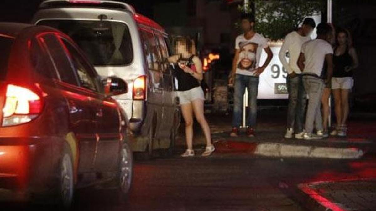 Dünyaca ünlü sahilde fuhuş pazarlığı sürüyor