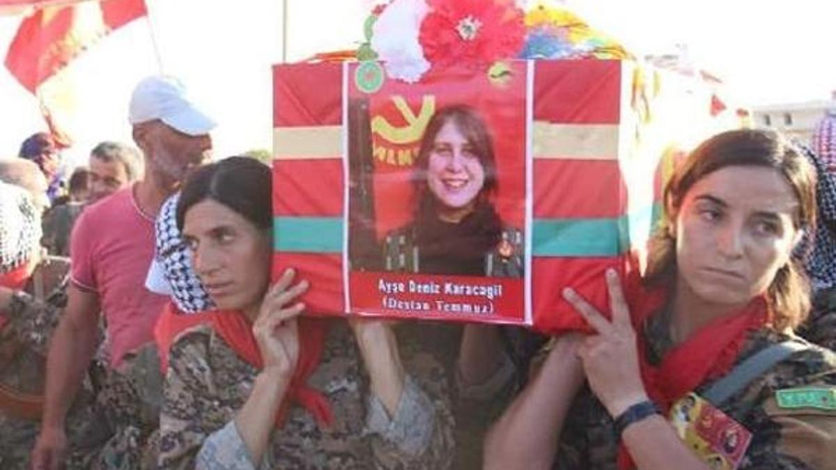 'Kırmızı fularlı' terörist Kobani'de toprağa verildi