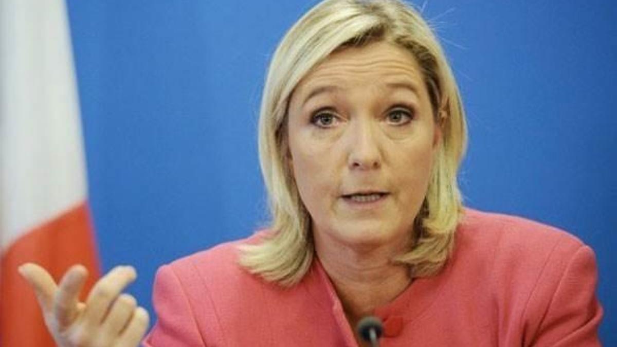 Le Pen'in dokunulmazlığı kaldırıldı!