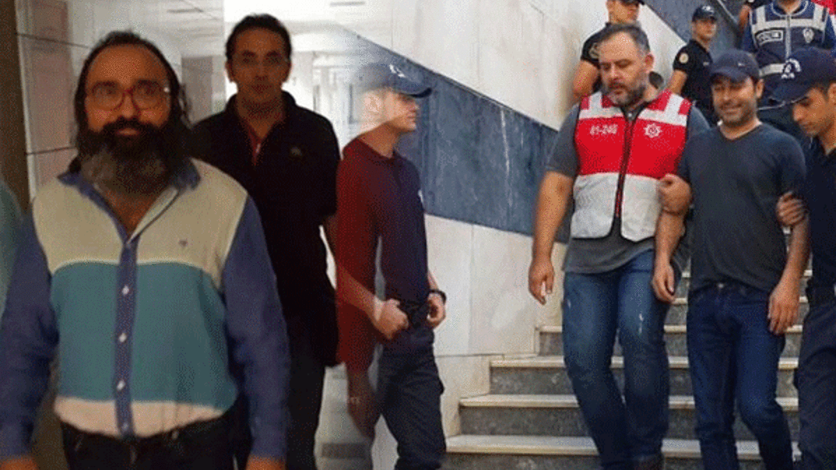 Gazetecilerin "darbe girişimi" iddianamesi kabul edildi