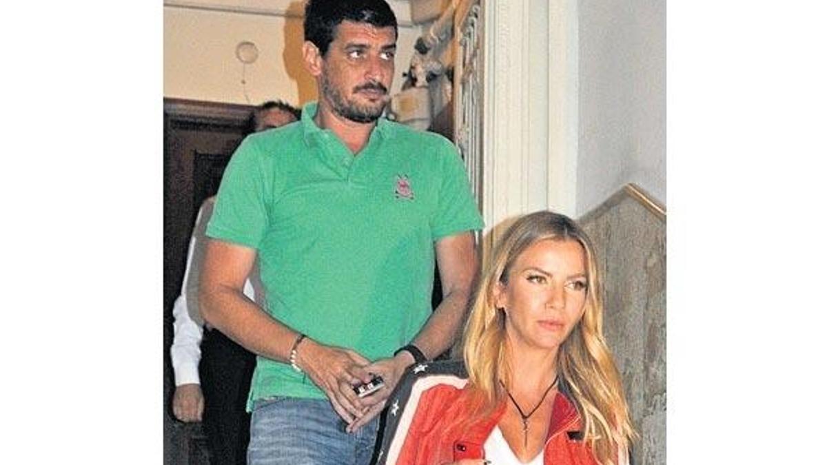 Oğlum sevgilimi sevdi