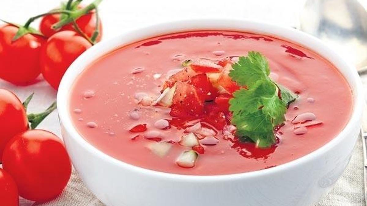 İçinizi serinletecek yaz çorbaları