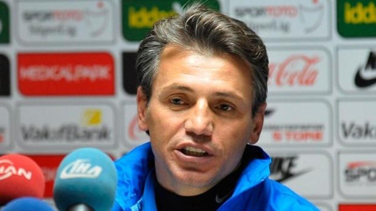 Göztepe'nin yeni teknik direktörü Tamer Tuna!