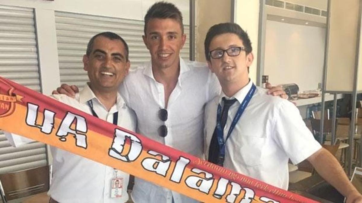 Muslera'ya Dalaman'da doğum günü kutlaması