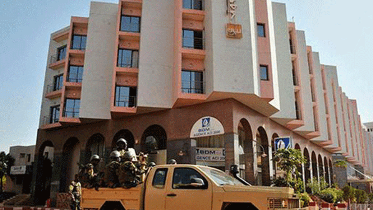 Mali'de lüks otele saldırı