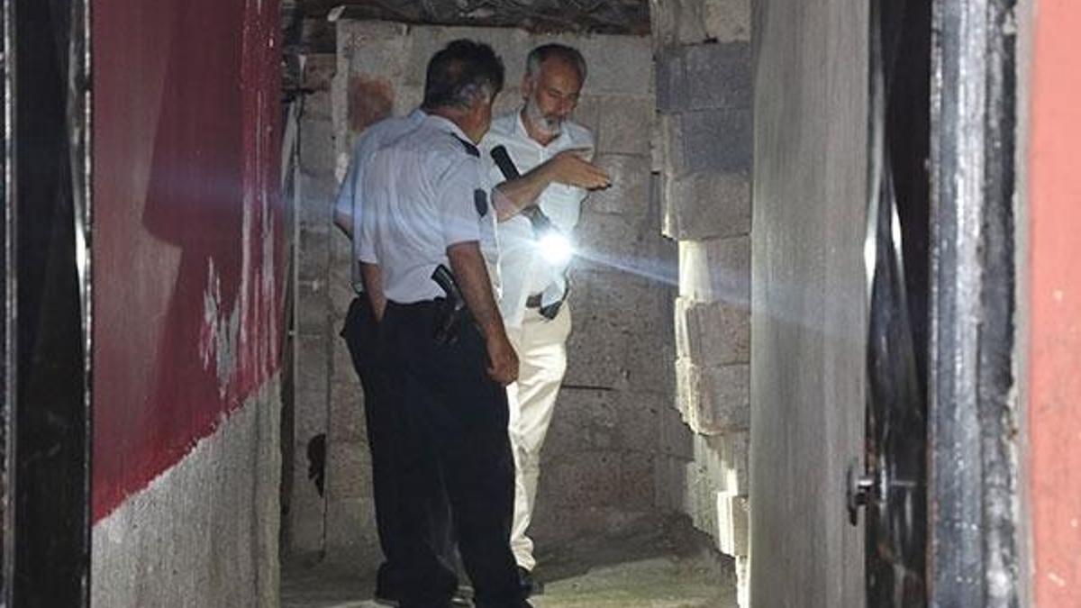Baba oğul duvar yüzünden iki kardeşi öldürdü