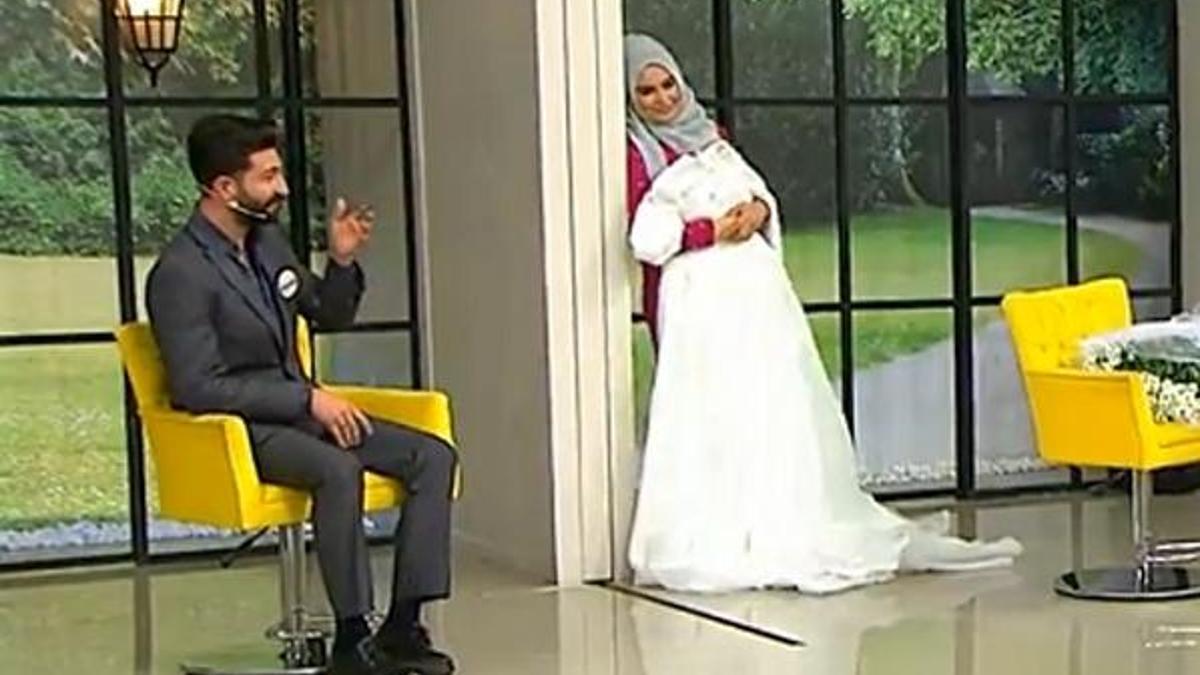 Hanife'ye evlenme teklifi stüdyoyu karıştırdı!